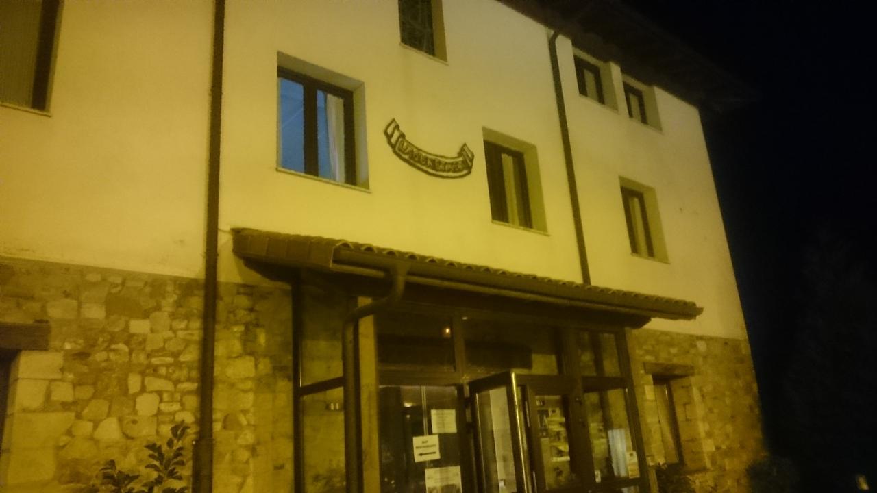 Hotel Santuario Urkiola - Lagunetxea Urquiola Extérieur photo